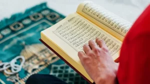 insirah-suresi-okunusu-insirah-suresinin-turkce-anlami-ve-arapca_f6e73816-300x169 كيف تساعدك Bayyinah TV على حفظ القرآن وتفسيره