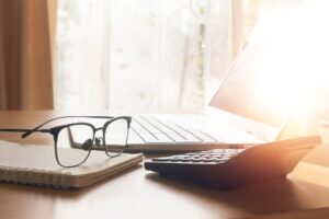 scale_1200-1-300x200 الموقع الأفضل للربح من الكتابة والصميم jobspresso