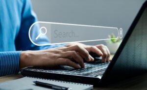 shutterstock_2232755991-2048x1252-1-300x183 محرك البحث refseek مخصص للباحثين والطلاب
