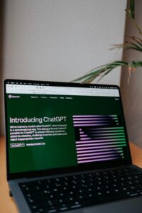 pexels-hatice-baran-153179658-16037280-200x300 Co‑Scientist أداة بحث علمي بالذكاء الاصطناعي