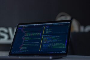 arnold-francisca-3uA-fTfb3Es-unsplash-300x200 تعلم البرمجة للأطفال بسهولة عبر قناة LittleCoder | دليل شامل