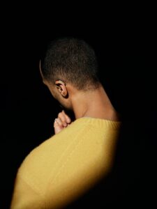 gn-group-TpB8GSfdMKs-unsplash-225x300 كيف نفهم ردود أفعالنا؟ تحليل عميق لحلقة ديما نجار