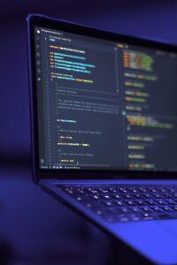 mohammad-rahmani-nBXwqxjDa5c-unsplash-200x300 دليل شامل لتعلم تدريب نماذج الذكاء الاصطناعي للأطفال