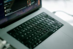 inframe-studio-s-BRFh3YcpjCg-unsplash-300x200 دليل تعلم الذكاء الاصطناعي مجانا من openai