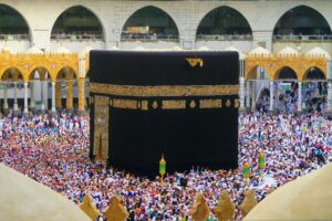 ekrem-osmanoglu-R_t4oOh-Lvg-unsplash-300x200 دروس من الهجرة النبوية: كيف تلهمنا الهجرة لبناء حياة أقوى