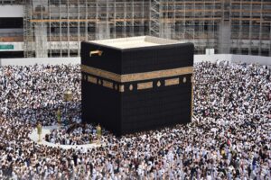 haidan-IAwnp88Fz8Y-unsplash-300x200 دروس من الهجرة النبوية: كيف تلهمنا الهجرة لبناء حياة أقوى