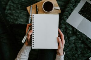 kelly-sikkema-alS_6YuAsXI-unsplash-300x200 رحلة تعلم ممتعة مع Learn German with Anja