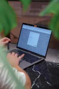 rodeo-project-management-software-yKx0oD46yL0-unsplash-1-200x300 أفضل قمع تسويقي ناجح: ماذا تعلمت من دراسة أشهر Marketing Funnels لمدة 1000 ساعة؟