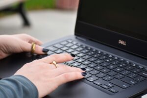 vardan-papikyan-Ppekv3B2eew-unsplash-300x200 ElevenLabs /تحويل النص إلى صوت واقعي جداً | ثورة الذكاء الاصطناعي في إنتاج الصوت