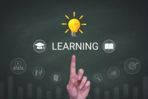 WhatsApp-Image-2026-09-28-at-6.19.23-PM-300x200 الجامعة الأمريكية تفتح كنز الإنجليزية مجانا بـ 85 درس و1000 دقيقة لتطوير المستوي