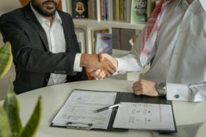 amina-atar-MA4aW8ZOzLM-unsplash-300x200 شركة القدية تعلن عن 137 وظيفة شاغرة في الرياض لمختلف التخصصات الإدارية والهندسية والتقنية والمالية